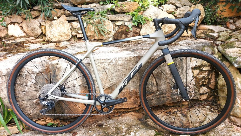 V...Ktm XStrada Elite Gravel  disco t52