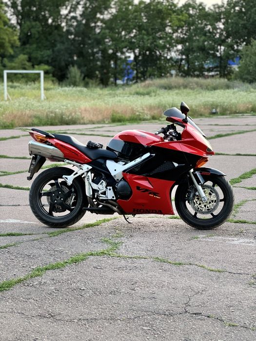 Honda VFR 800 VTEC