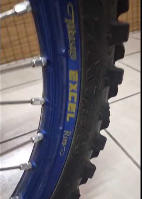 Yamaha YZ 450F – 2002 – 1850€ Negociáveis