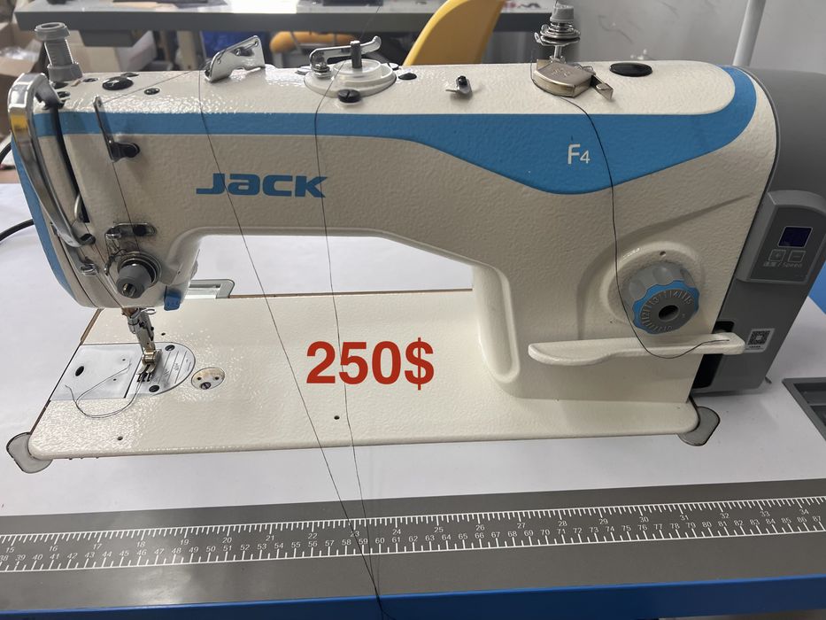 Прямострочка Оверлок швейна машинка BRUSE JACK SIRUBA