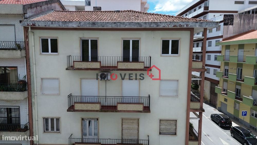 Apartamento T6 - Leiria