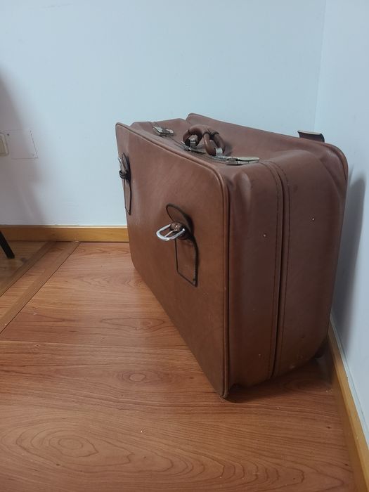 Mala de viagem antiga decorativa