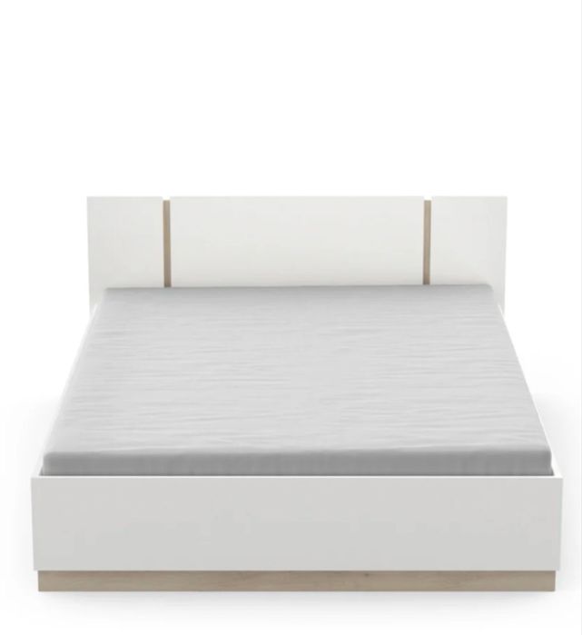 Extrutura de cama Watson Jr, com colchão sem mola.