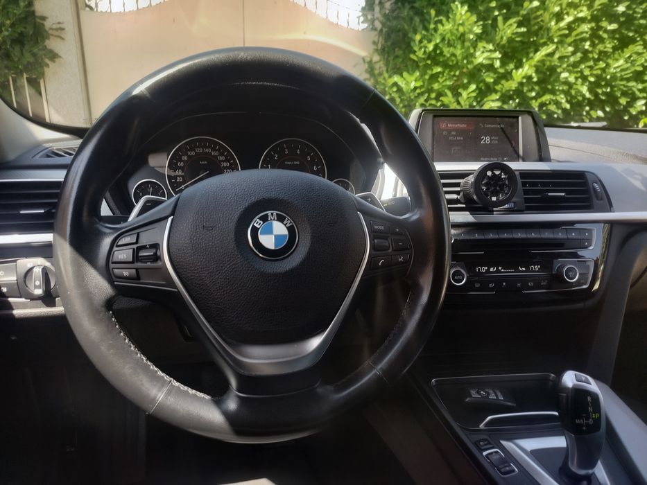 Bmw 330e  iperformance pack shadow