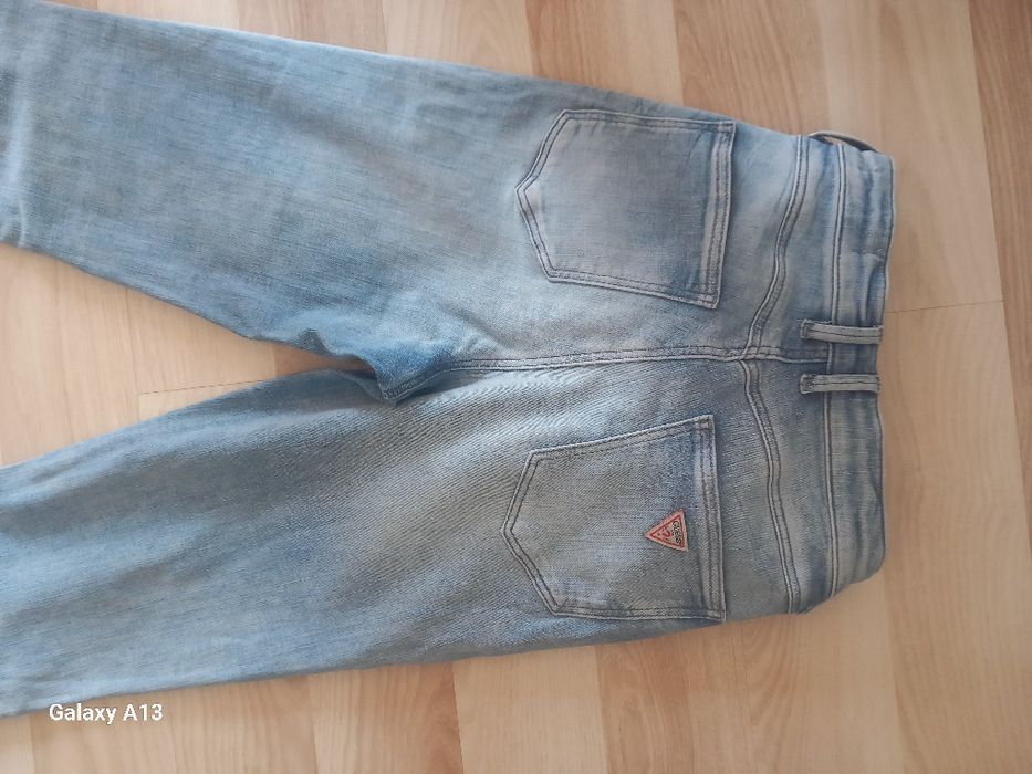 Guess oryginalne spodnie damskie 27 S