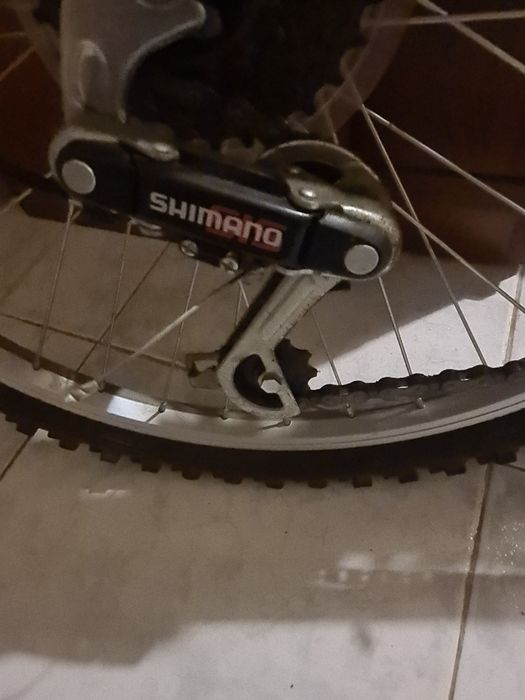 Vendo bicicleta quase nova