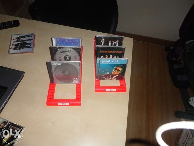 Conjunto de 2 suportes para CD´s