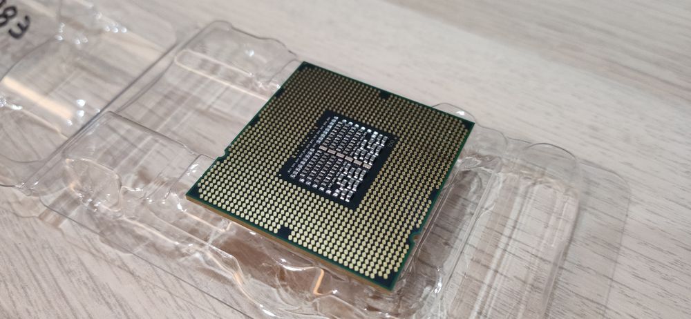 Cpu Intel® Xeon® W3520 4 core 8 Threads - Socket 1366