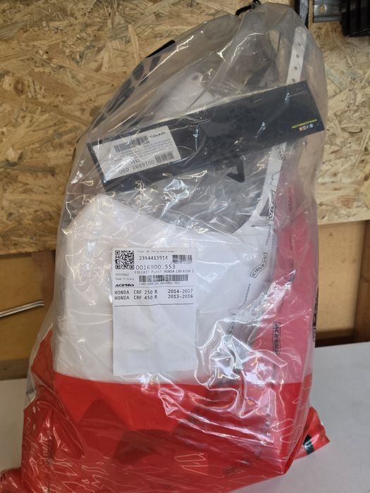 Sprzedam plastiki Honda crf  450