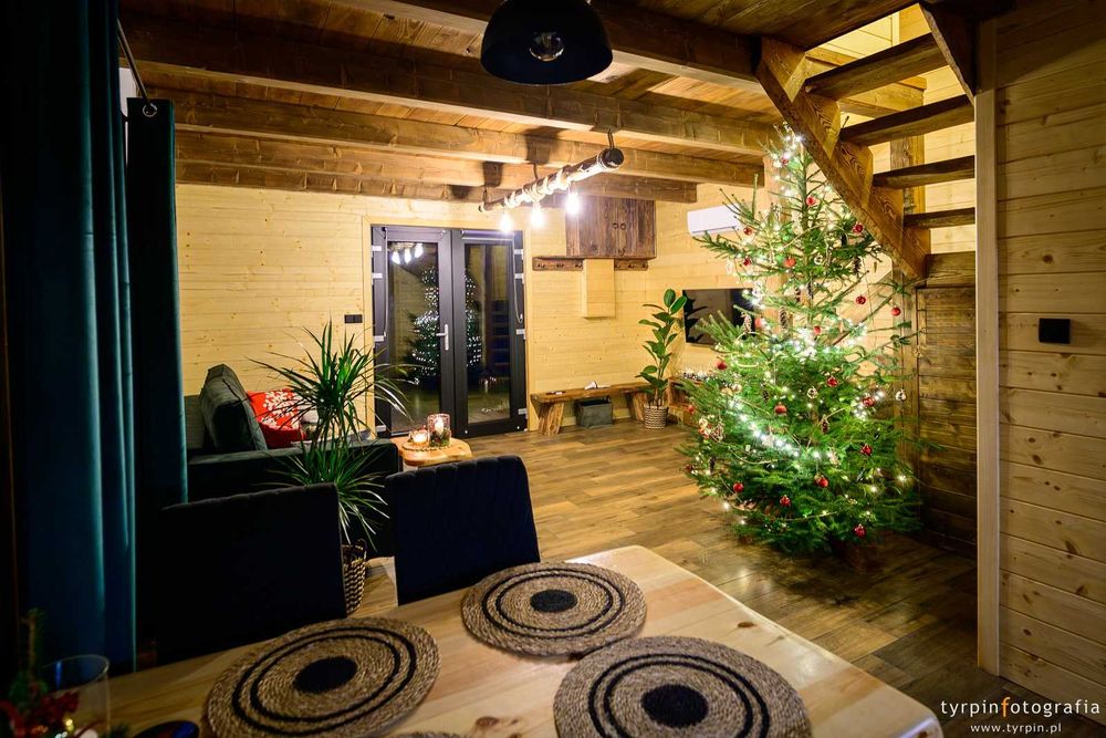 Domek całoroczny ,,Chatka Zimorodka" Wynajem nocleg balia z Jacuzzi