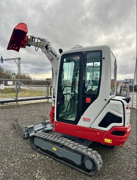 Nowa Takeuchi TB225 V3 Powertilt Rozsuwane podwozie 2,4t/TB325R