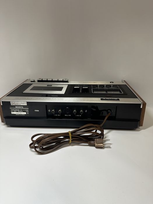 Кассетная дека SONY  TC-2050 SD