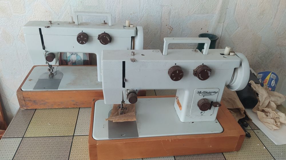 Машинка швейна битва,, чайка 142''