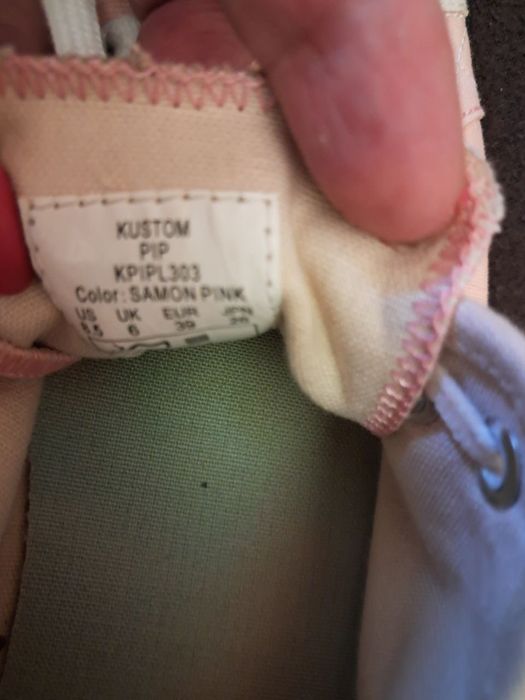 Кросівки жіночі Kustom