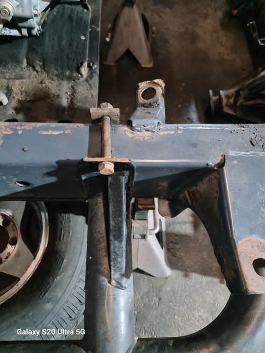 Nissan patrol y260 para-choques  e estribos