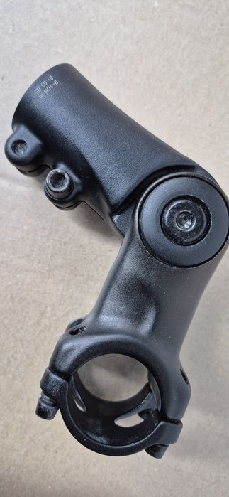 2. Mostek regulowany 65mm.