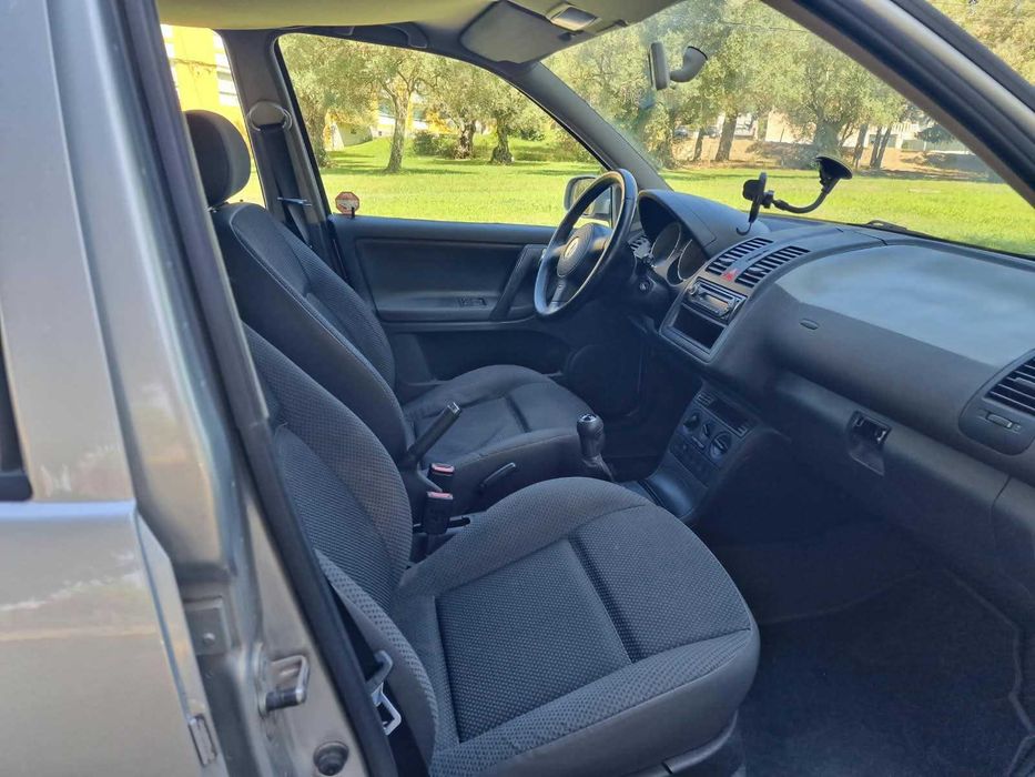 VW Polo 1.0 mpi c/ AC - económico e fiável