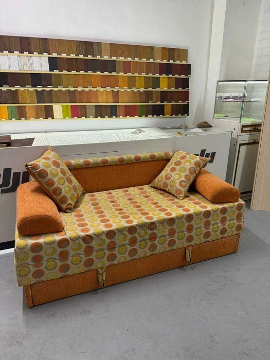 Спальний розкладний диван