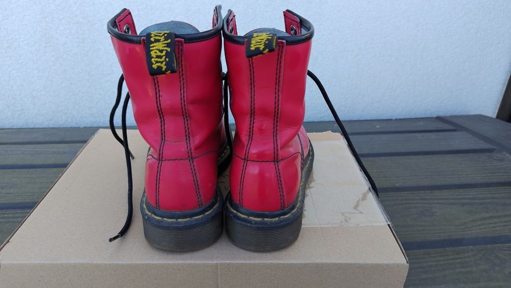 Glany dr Martens czerwone