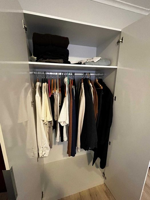 ARMÁRIO 4 PORTAS semi novo 1,80m largura x 0,50m prof x 2m altura