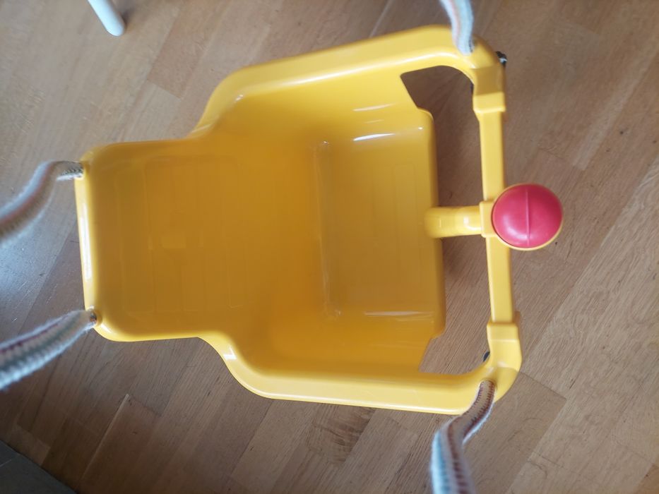 Dziecięca huśtawka plastikowa z klaksonem