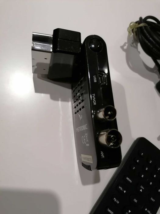 TDT para TV da marca METRONIC com entrada scart direta na TV