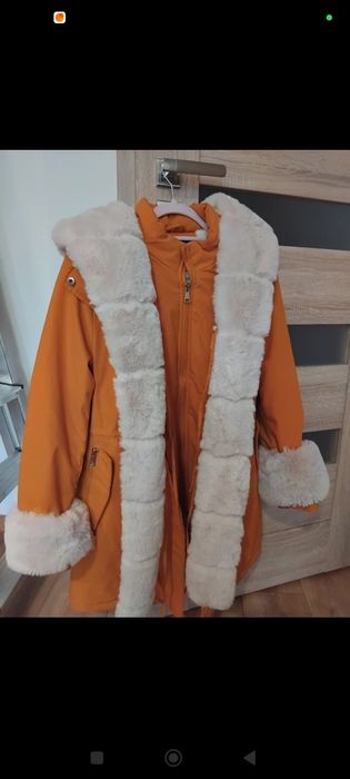 Zimowa kurtka parka z futerkiem 36