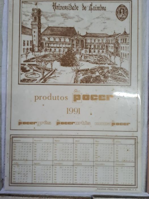 Coleção de calendários antigos de azulejo