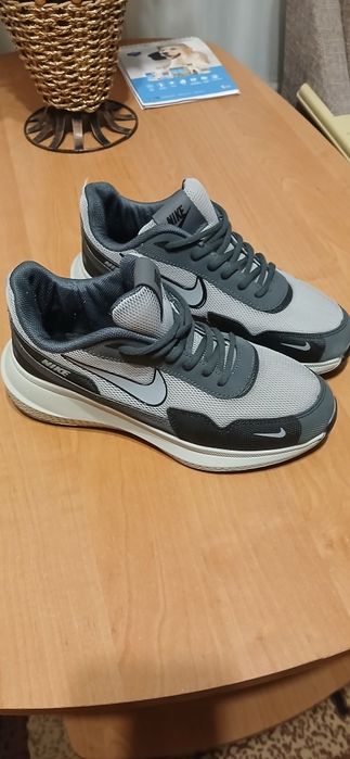 Кросівки чоловічі Nike 40p