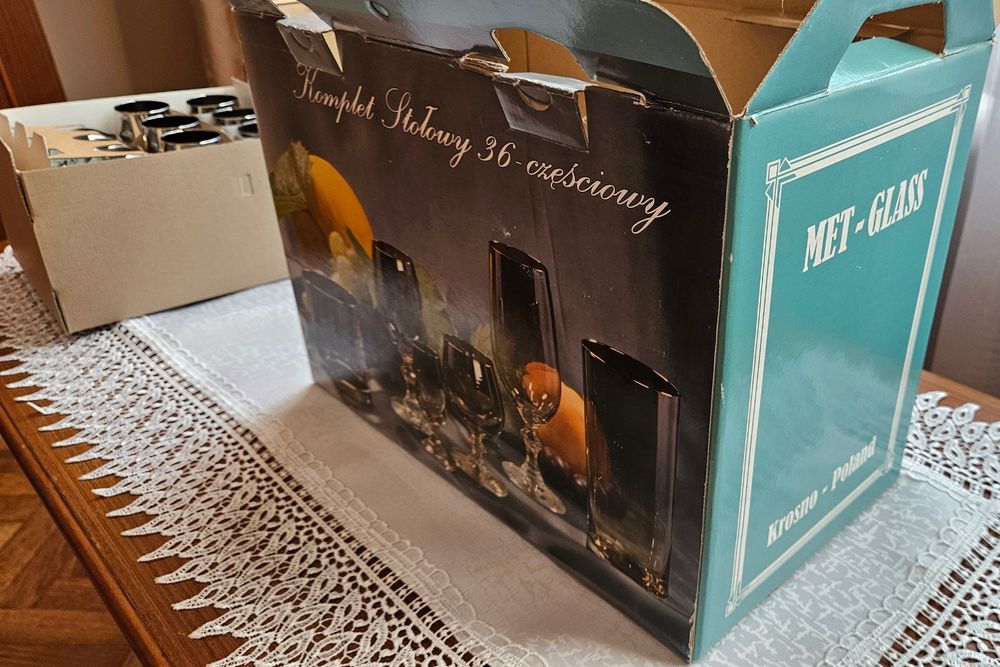 Szklanki, kieliszki, lampki do wina, literatki Zestaw Krosno