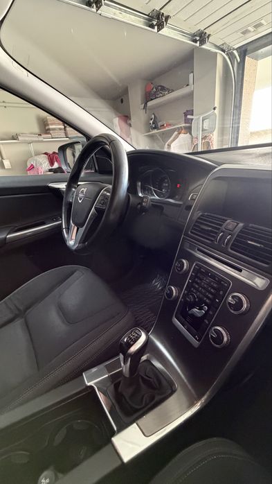 Volvo XC60 D4 190cv excelente estado!