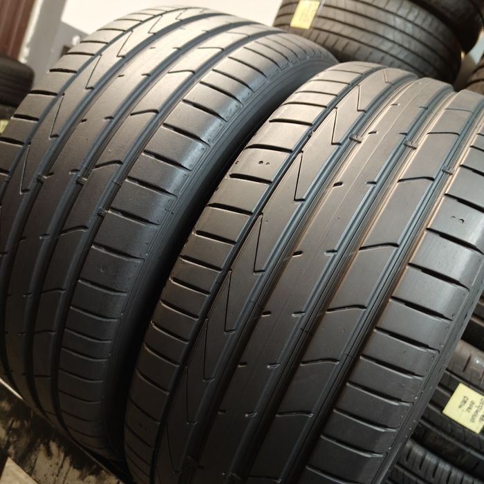 235/40/19 XL Sprzedam parę opon letnich Hankook