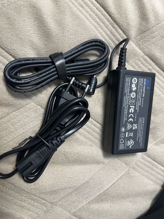 Блок живленя для ноута