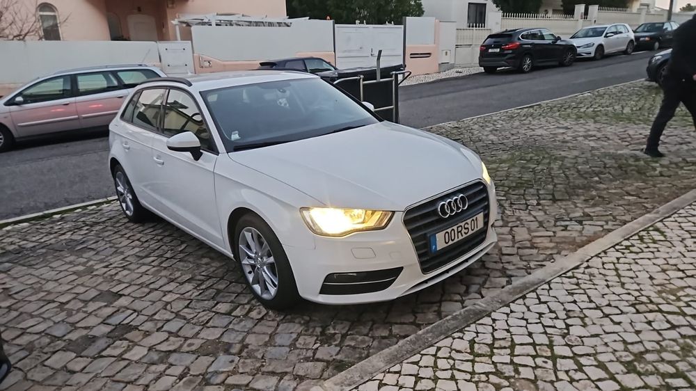 Audi A3 sportback 1.6 TDI ano 2016.   150km  único dono