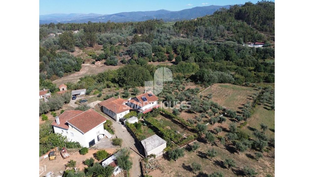 Moradias T2+T3 Sarnadela c/ terreno