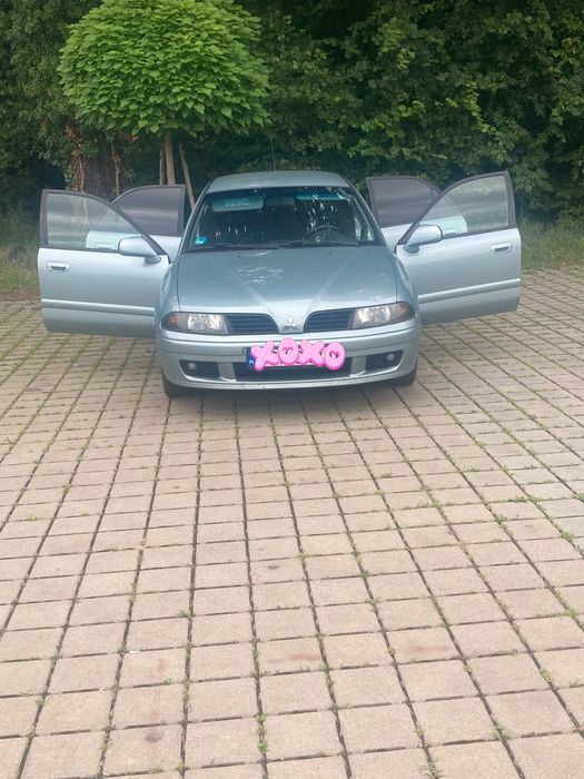 Mitsubishi charisma