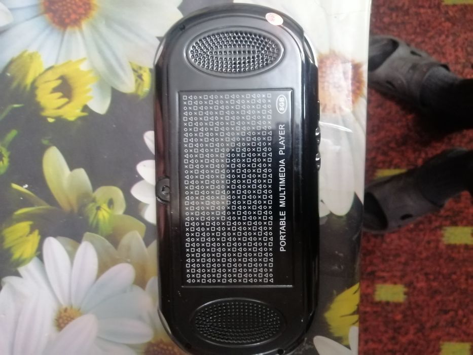 Продам игрухуPSP X 12