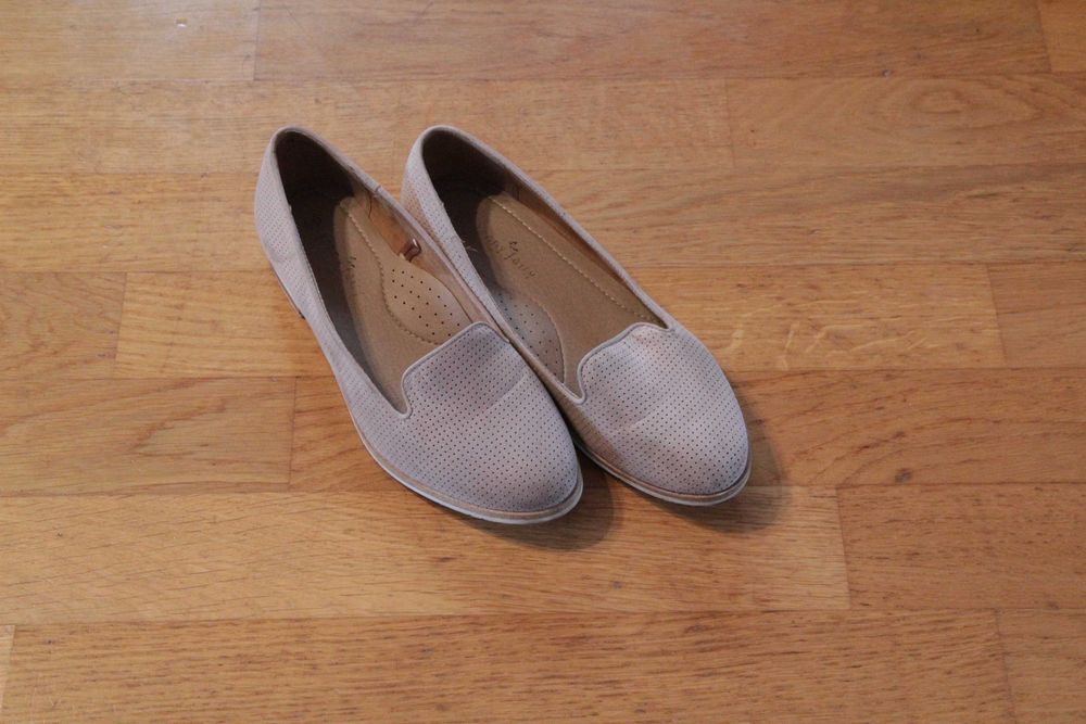 Beżowe espadryle damskie