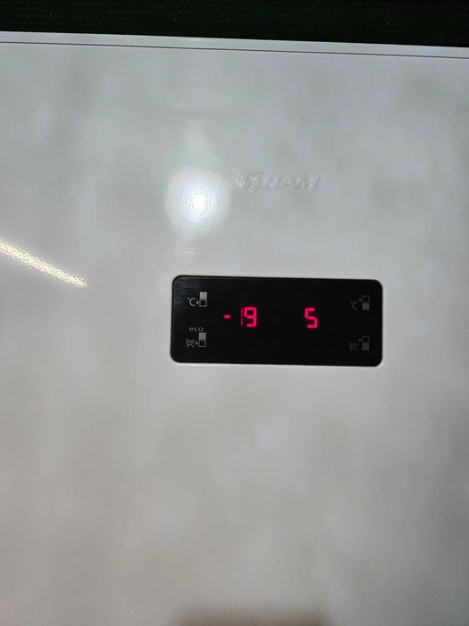 Lodówko-zamraż Gram  NoFrost 200/60 cm. 400 l Gwar.Super stan.LCD .