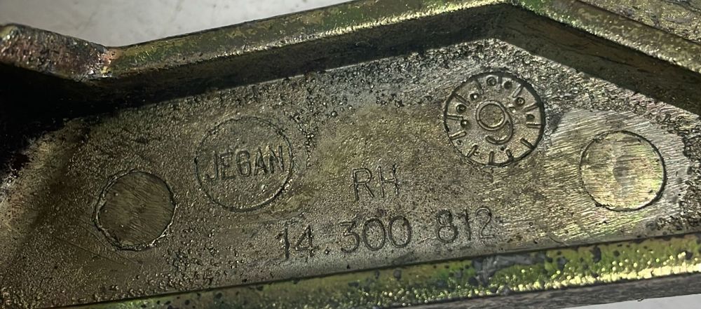 ENCAIXE DO CINTO FRENTE DIREITO OPEL CORSA B (S93) [93-00]