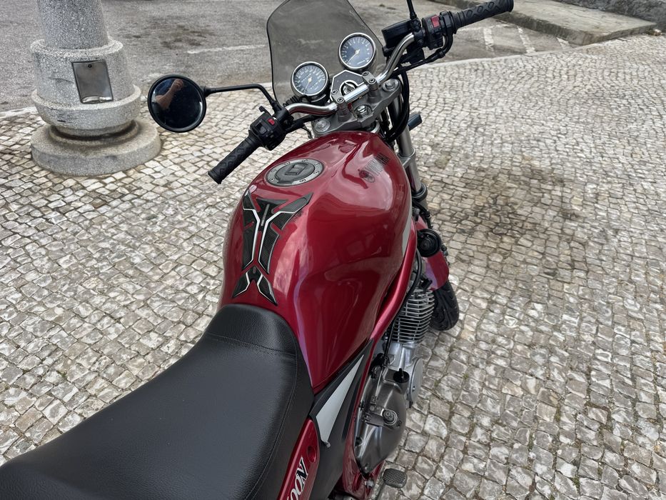 Moto xj 600  €1700
