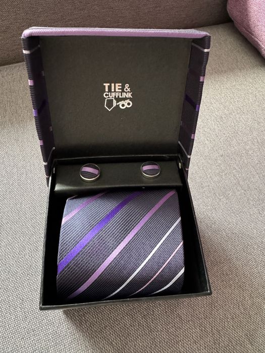 Набір краватка і запонки