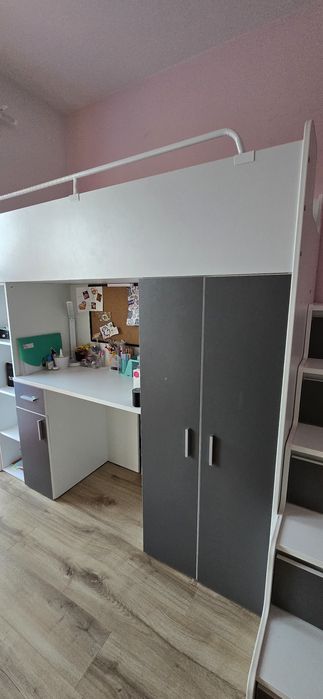 Sprzedam łóżko piętrowe z biurkiem