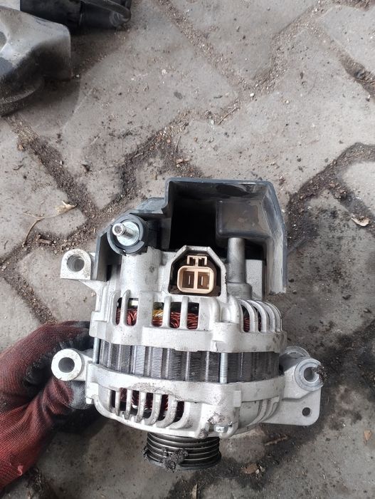 Alternator mazda 6 1.8 2.0