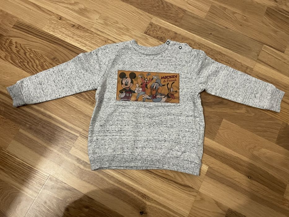 Bluza z ruchomym obrankiem