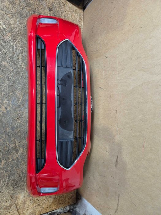 Ford B-Max zderzak przedni przód.