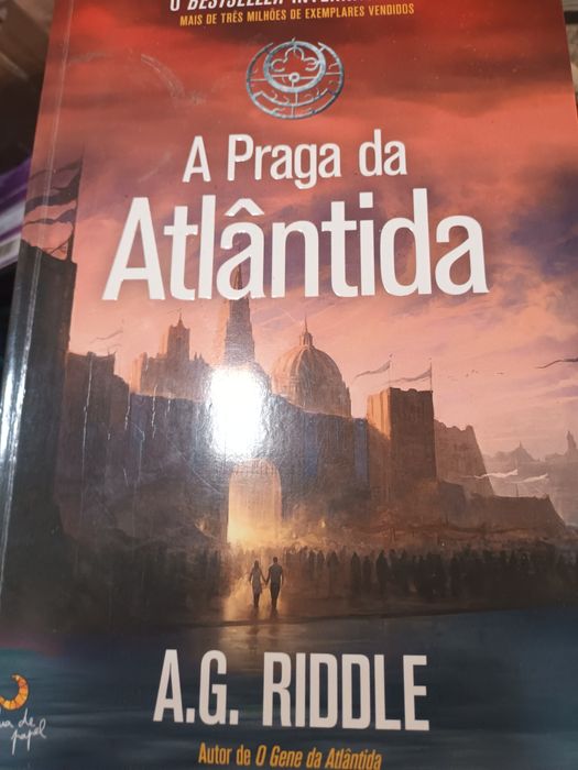 Livros para venda em bom estado