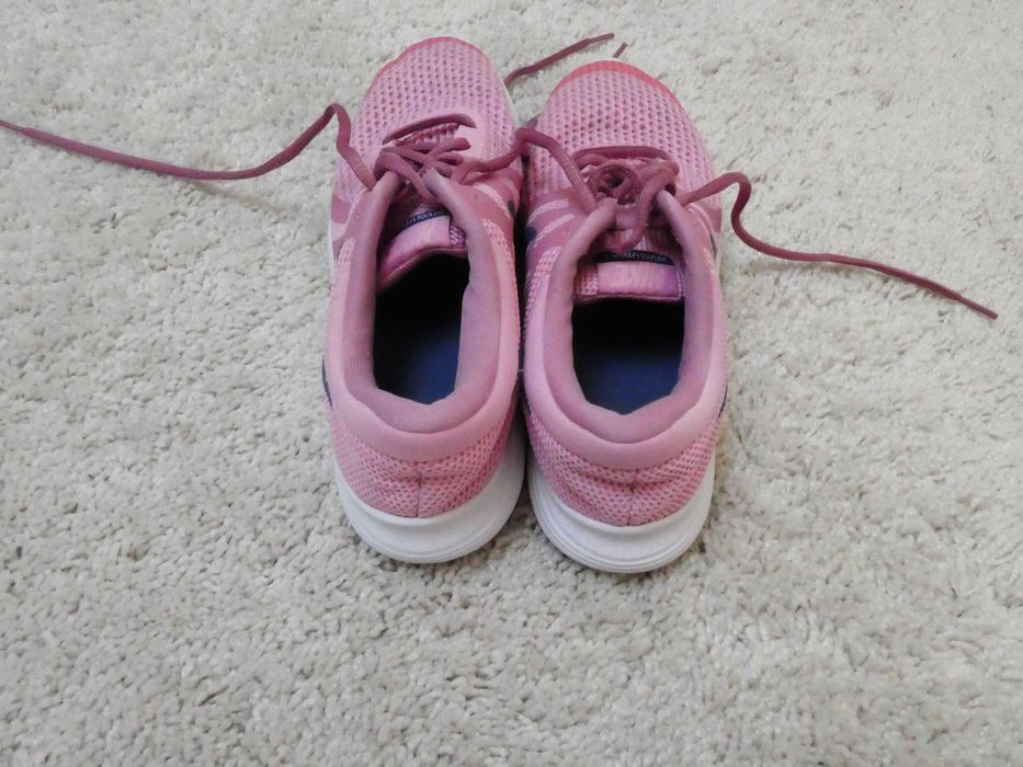 buty Nike r. 37,5