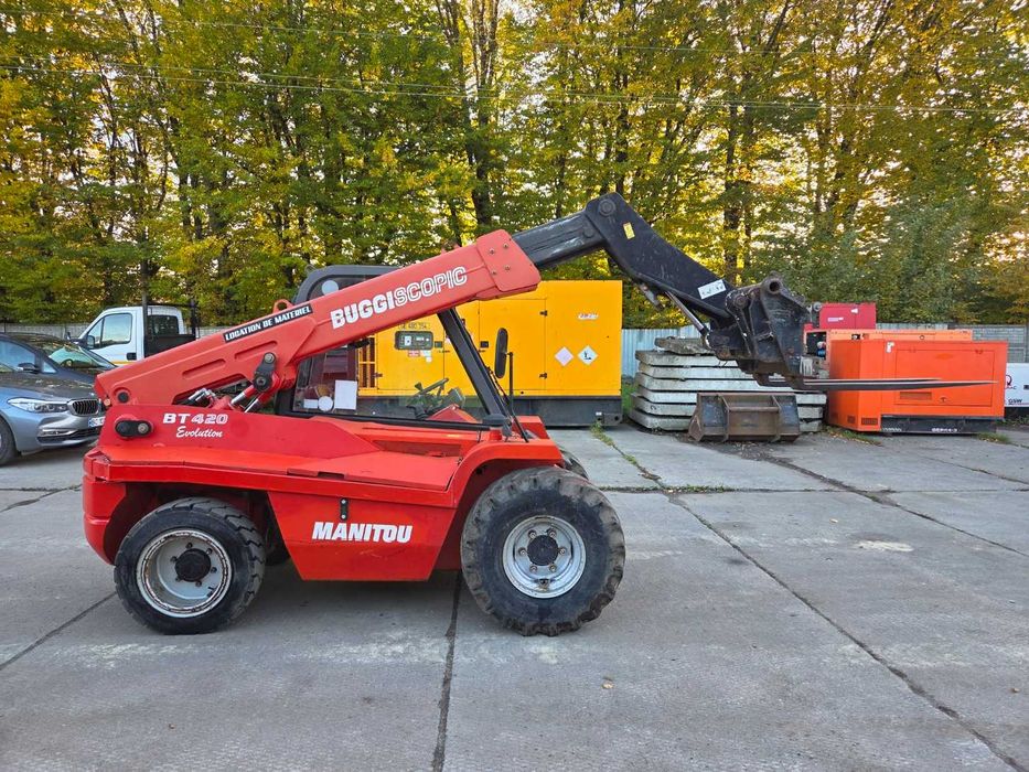 Телескопічний навантажувач, погружчик Manitou BT420, агро погрузчик