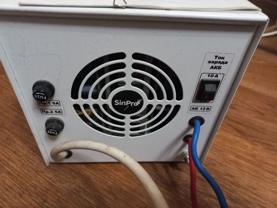 источник бесперебойного питания SinPro 600-S510